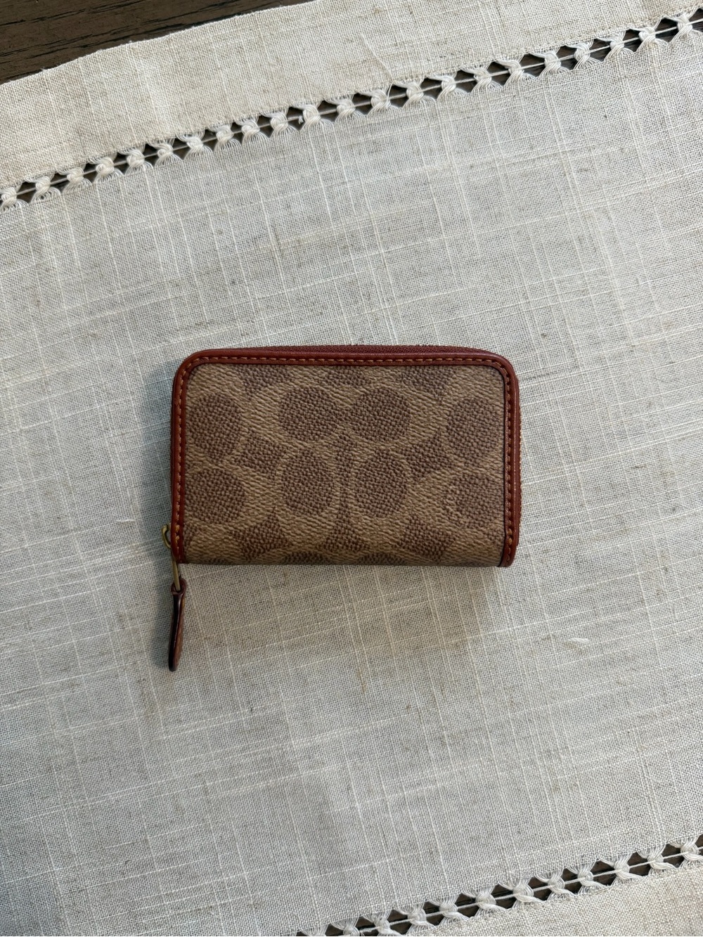 Coach Signature Essential Small Zip Around Card Case